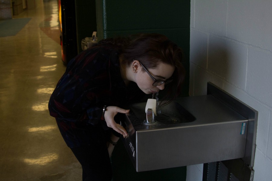  Usually turning to her water bottle, senior, Brianna Adams, takes a reluctant sip out of the school drinking fountain. Students have been questioning the schools water quality. Its not convent. One time it was cloudy and foggy, Adams said.