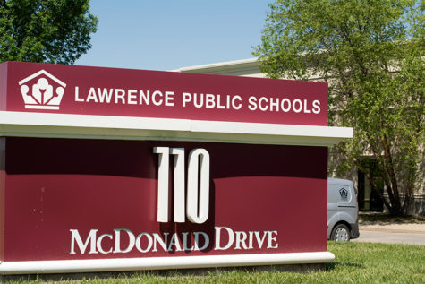 Superintendent Kyle Hayden announced that he would be resigning from the position in a district wide email on Friday. The resignation comes one year shorter than his contract.