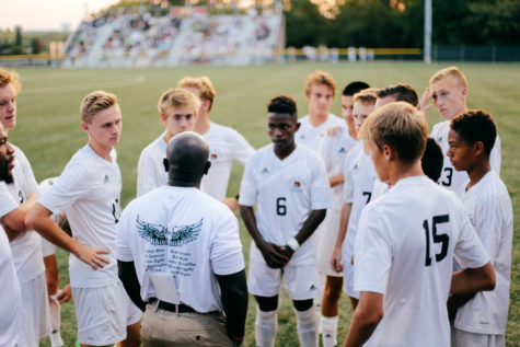 Boys varsity soccer dedicates overtime win to Keith Loneker