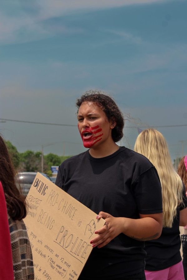 Ortega.abortionprotest.05.17.22548