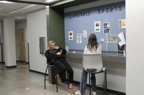 The halls are often full of students who use the hallway as a way to avoid class. Students do use these flex spaces for educational purposes these spaces are also a prime spot to hangout when avoiding class. 