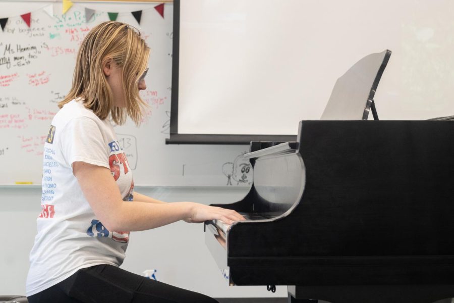 Practicing her pieces, sophomore Juliana Wamelink runs through Frédéric Chopin’s Waltz in A minor. Wamelink, who has been playing piano for 10 years, was proud of receiving a “one” at state. “It was the first time I had done something like this on my own without my piano teacher signing me up for it,” Wamelink said. “I felt that it really boosted my independence in music.”