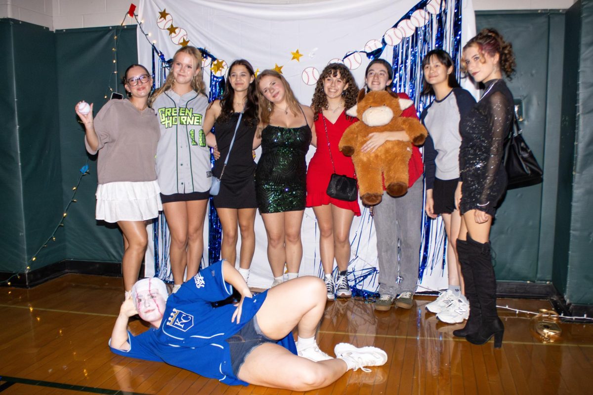 Students pose for a photo at the Homecoming dance on Sept. 27, 2025.