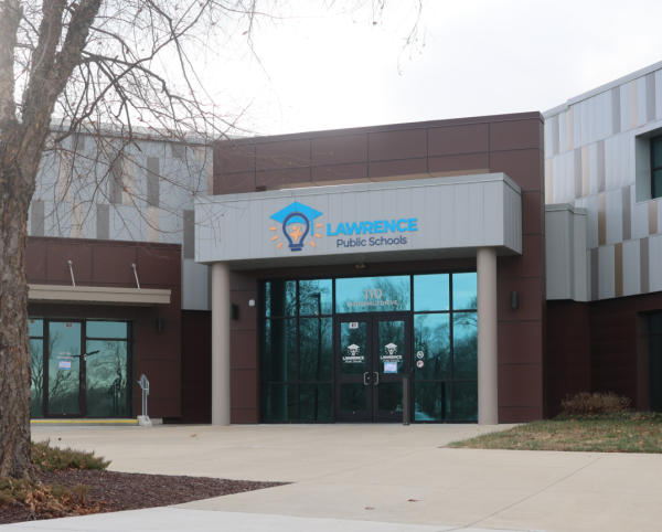 On April 23, U.S. District Judge Kathryn H. Vratil will hold a hearing on whether Lawrence USD 497 acted in good faith when it failed for nearly six months to provide a compliant response to public-records requests submitted by The Budget and Free Press—and subsequently failed to comply with a court-ordered deadline.