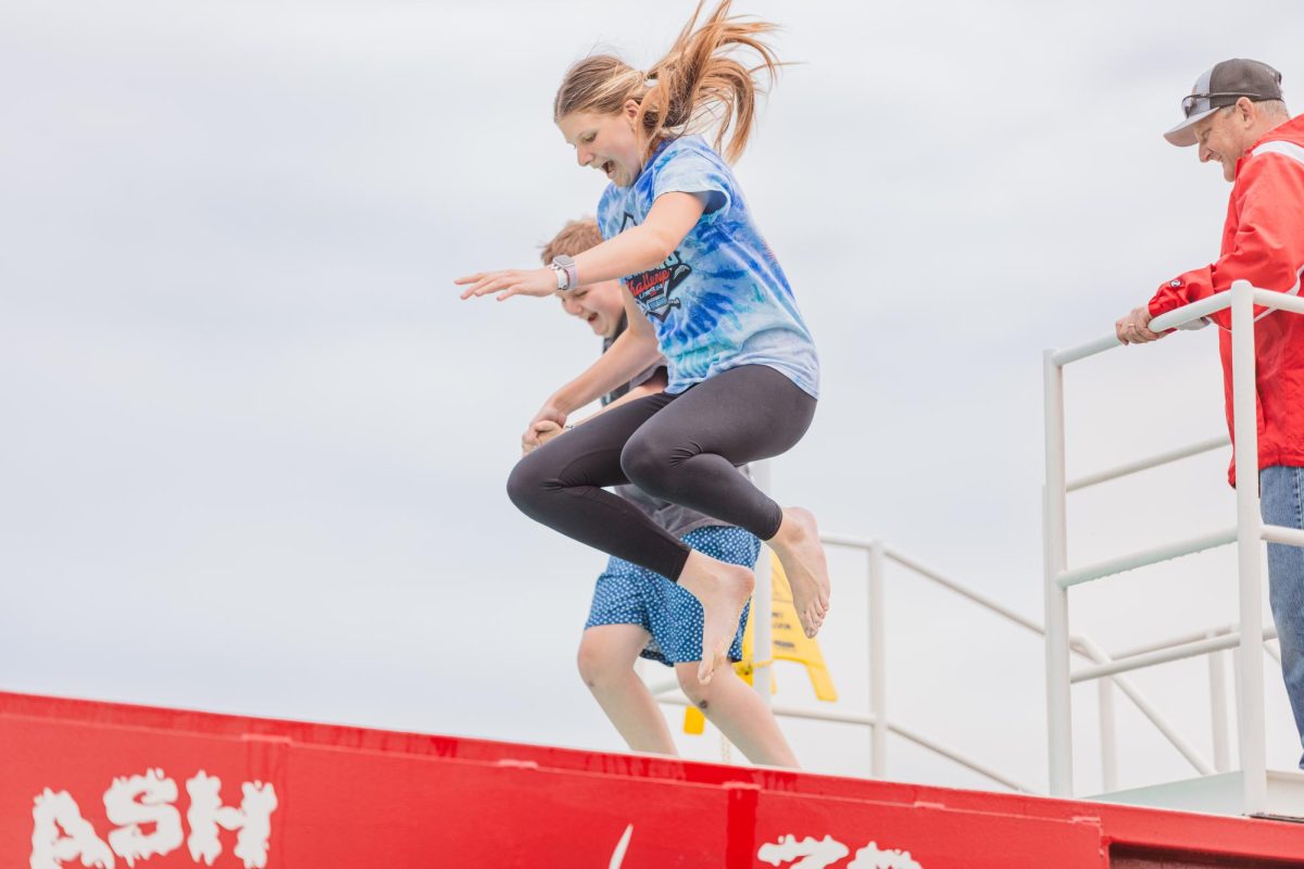 VIDEO: Polar Plunge